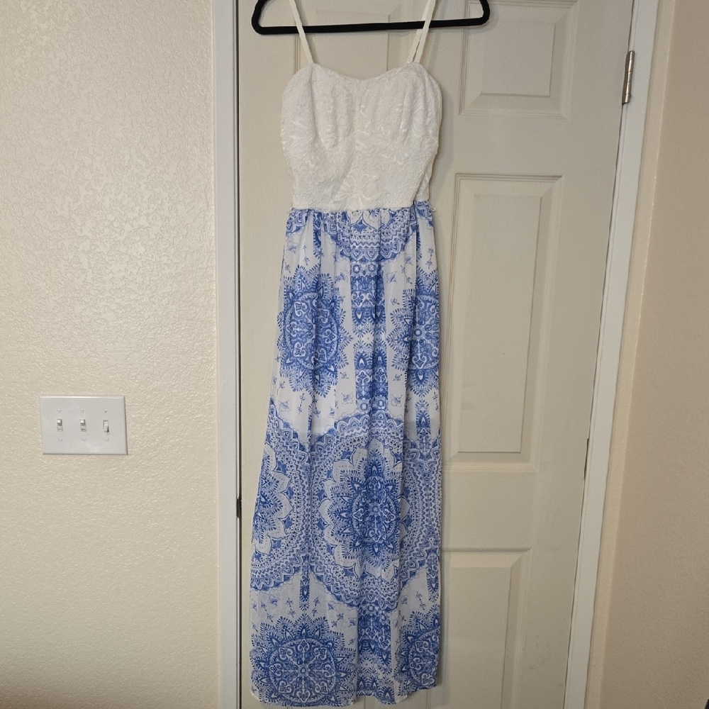 AUW Blue and White Spaghetti Strap Maxi Sundress